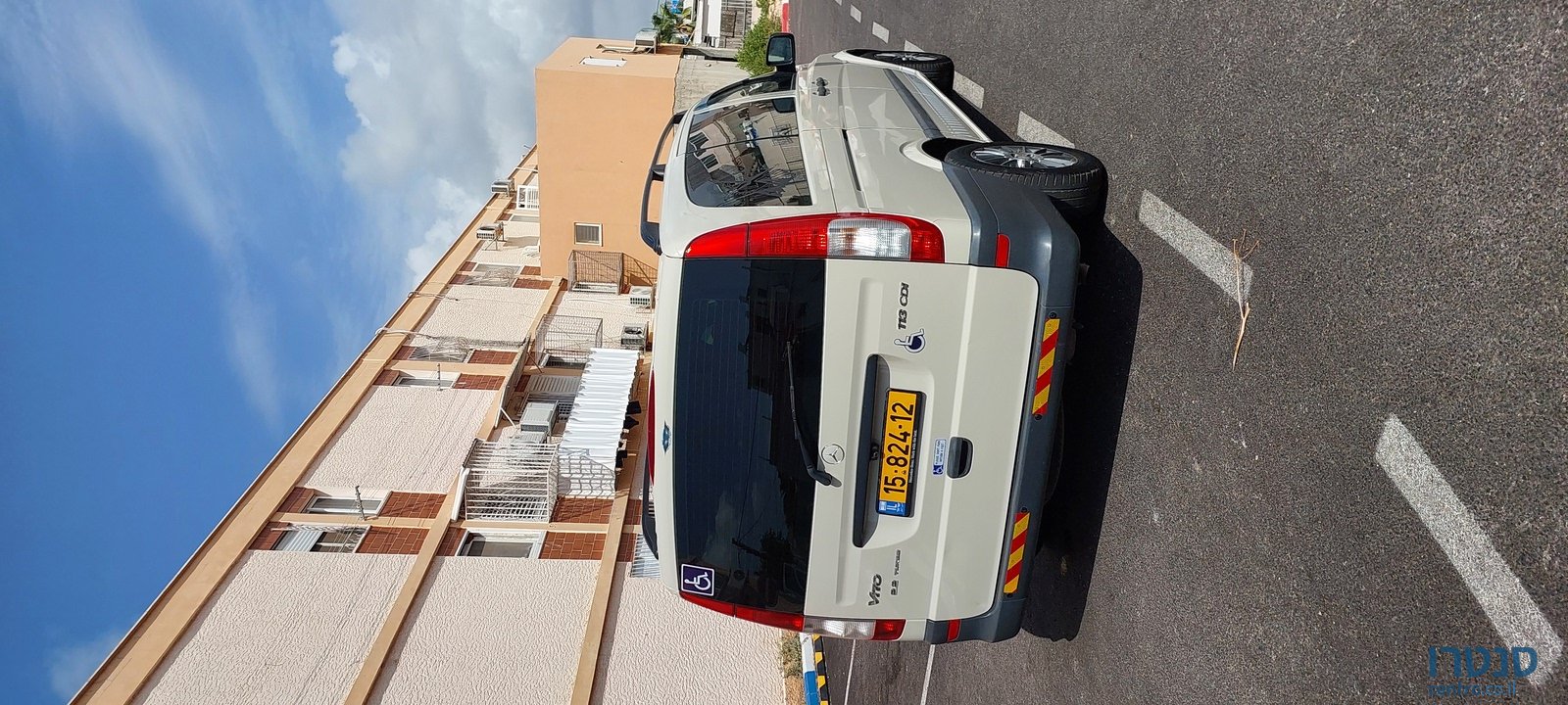 2013' Mercedes-Benz Vito W639 photo #3