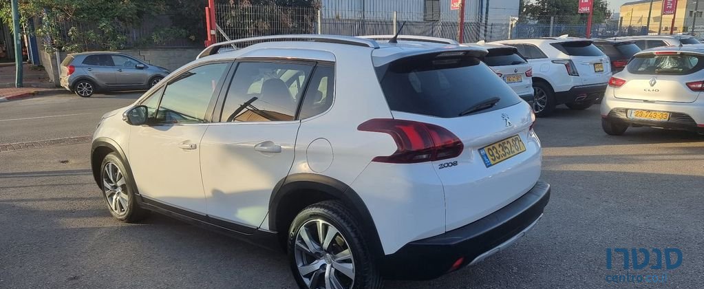 2017' Peugeot 2008 פיג'ו photo #5