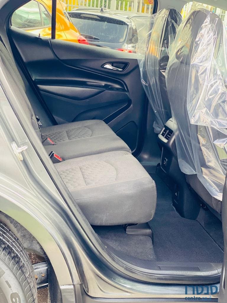 2019' Chevrolet Equinox photo #5