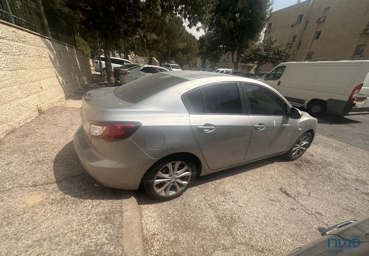 2011' Mazda 3 מאזדה photo #2