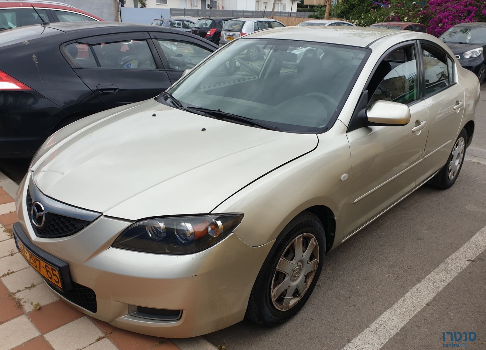 2008' Mazda 3 photo #1