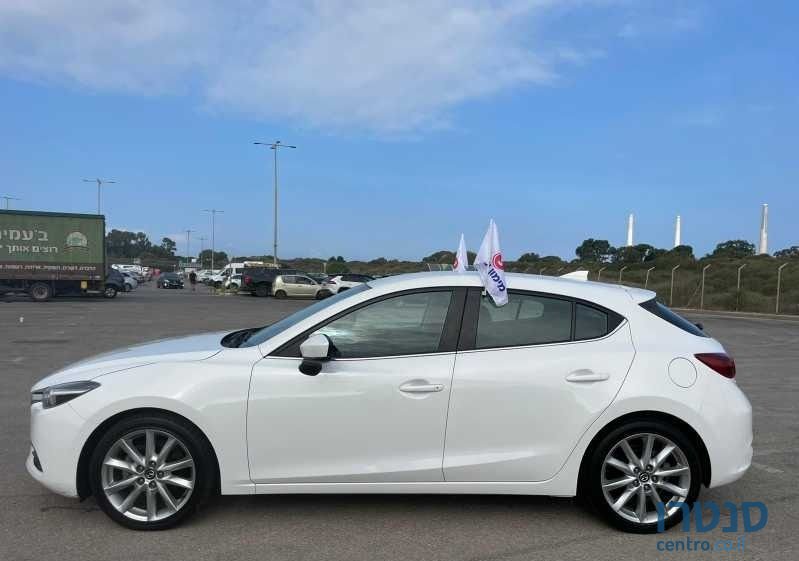 2019' Mazda 3 מאזדה photo #3
