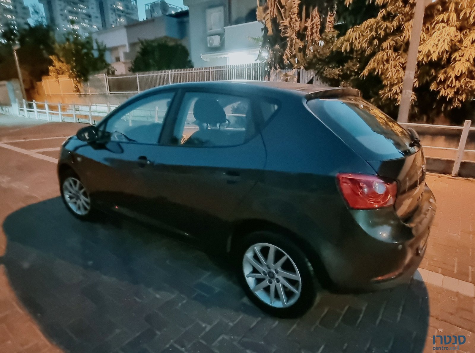 2011' SEAT Ibiza סיאט איביזה photo #2