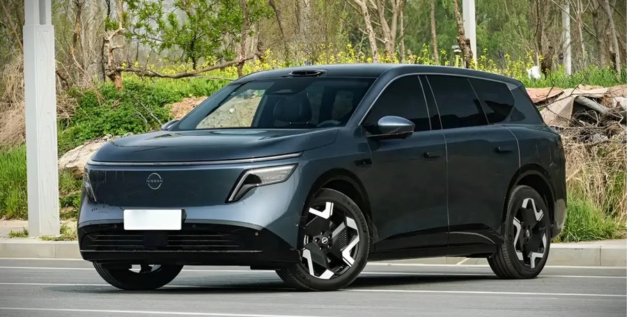Nissan NX8