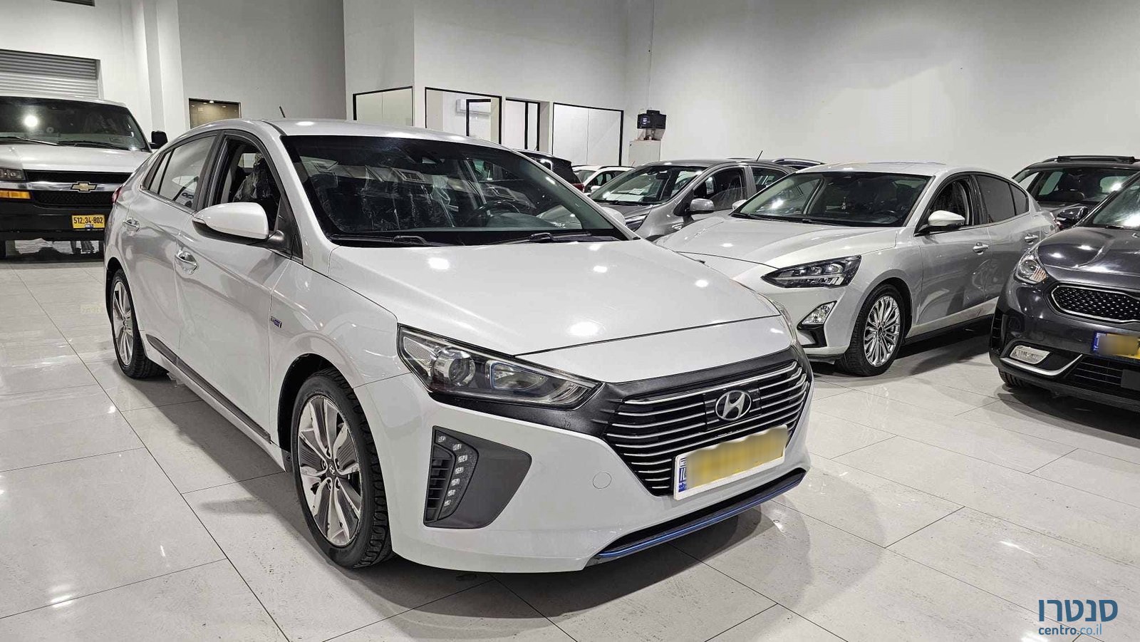 2018' Hyundai Ioniq photo #2