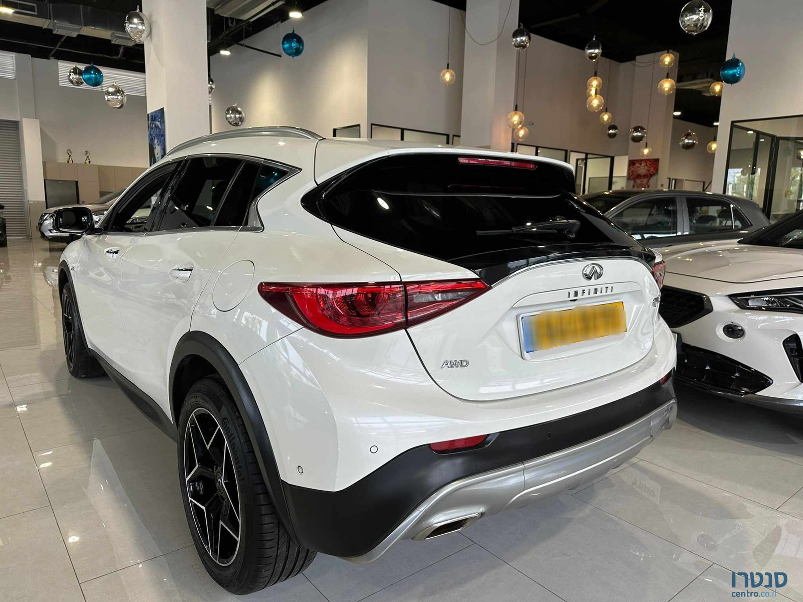 2019' Infiniti QX30 photo #3