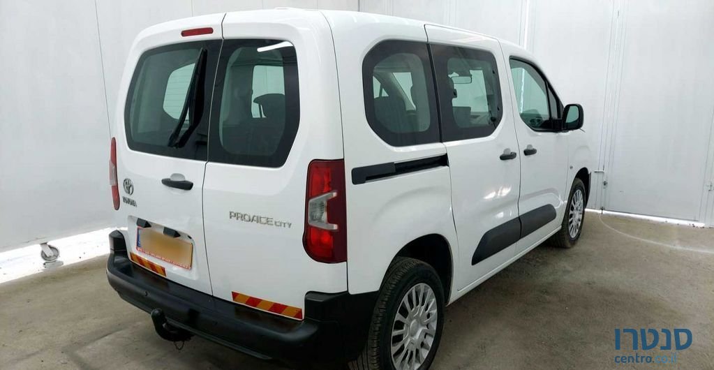 2021' Toyota Prius טויוטה פרואייס photo #3