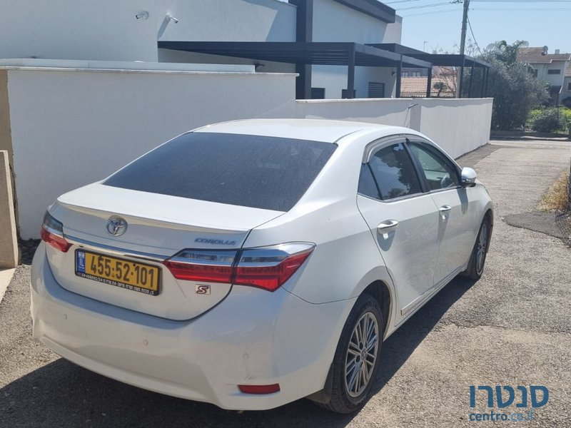 2018' Toyota Corolla טויוטה קורולה photo #1