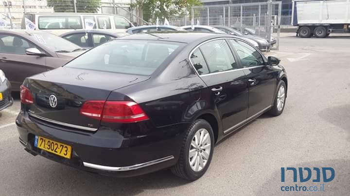2014' Volkswagen Passat photo #2