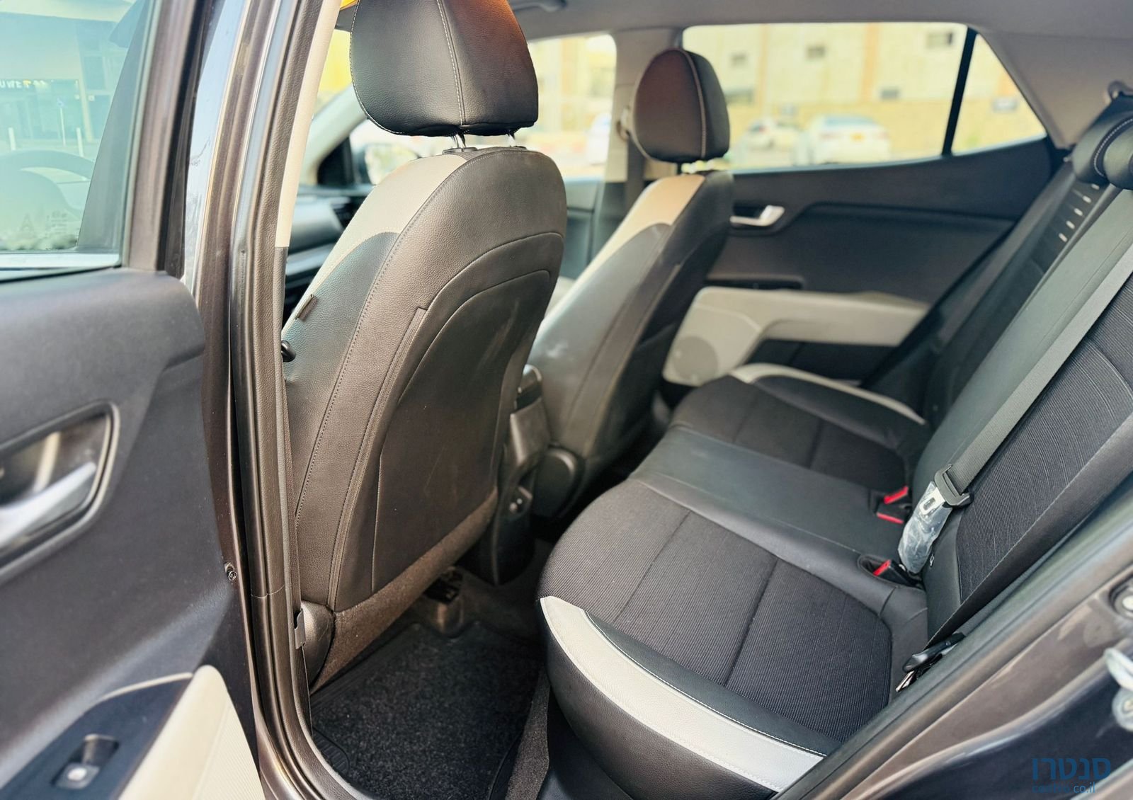 2018' Kia Stonic קיה סטוניק photo #5