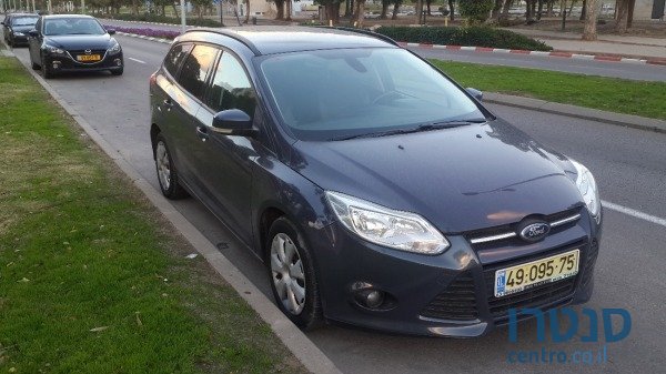2012' Ford Focus photo #1