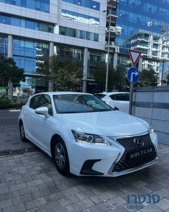 2018' Lexus CT לקסוס photo #1