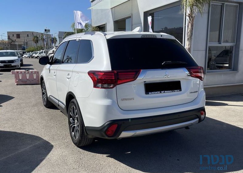 2018' Mitsubishi Outlander מיצובישי אאוטלנדר photo #3