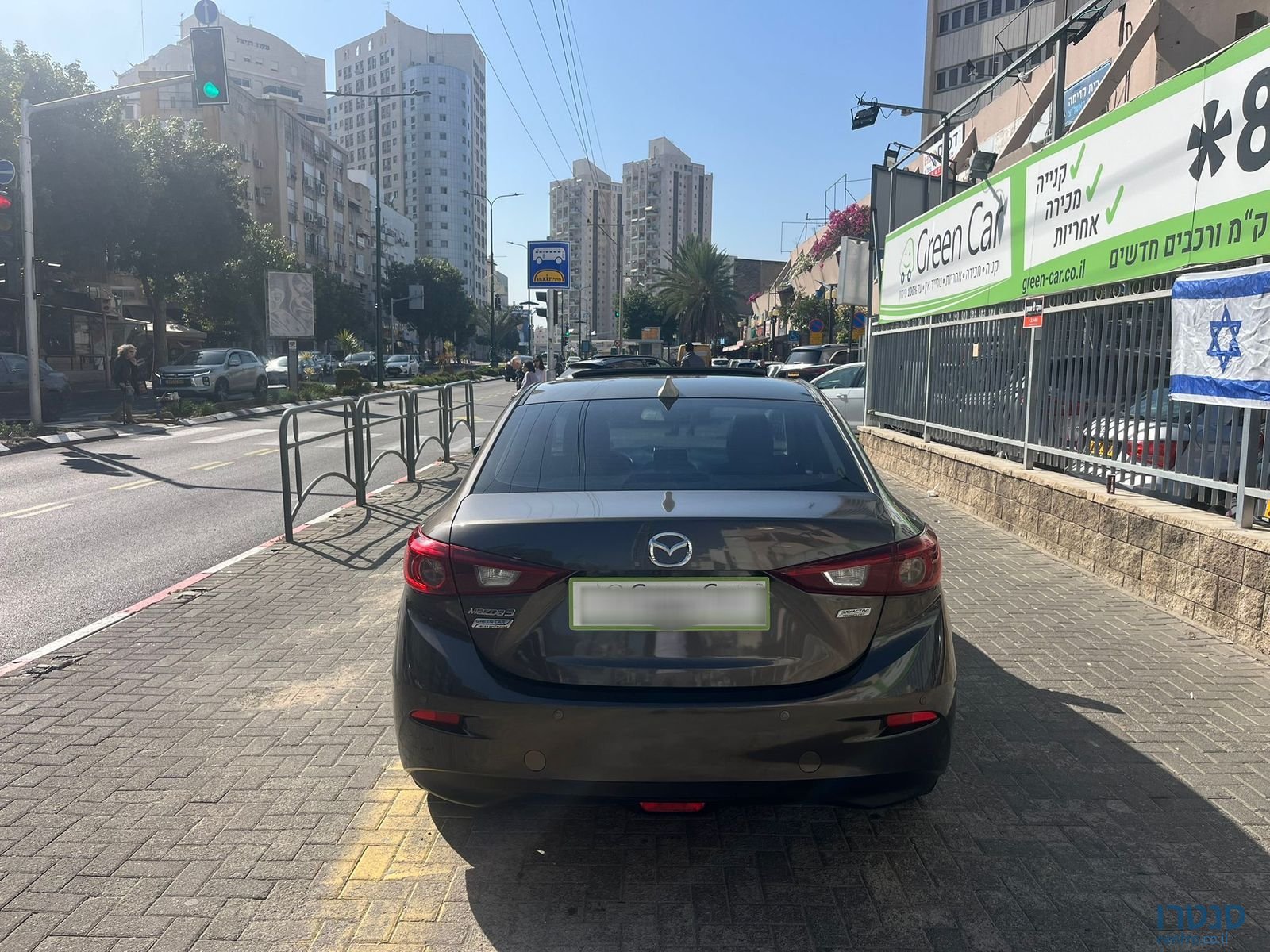 2017' Mazda 3 photo #6