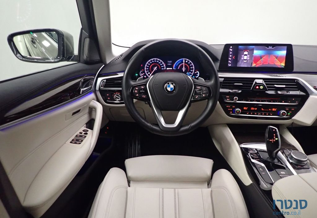 2019' BMW 5 Series ב.מ.וו סדרה 5 photo #5
