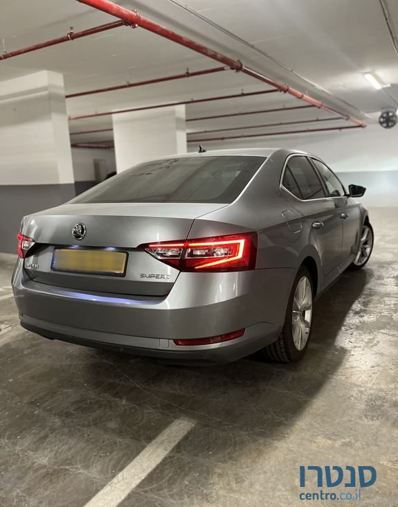 2016' Skoda Superb סקודה סופרב photo #2