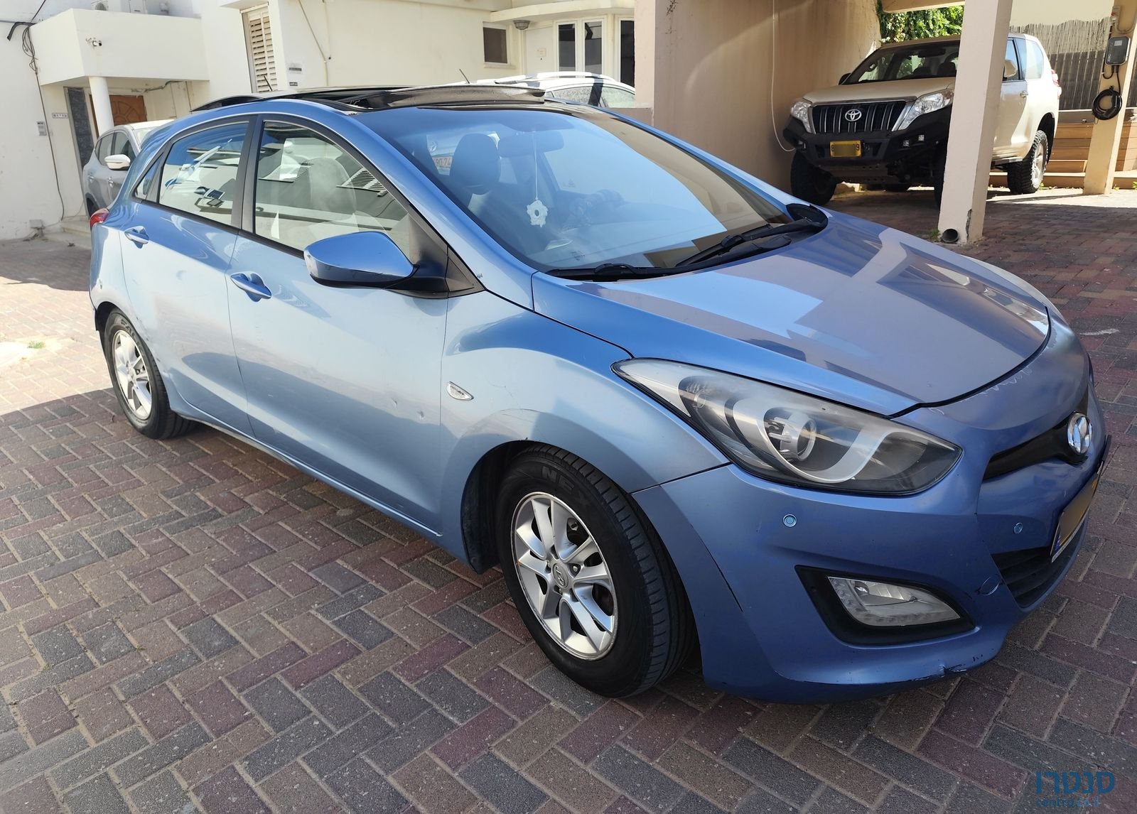 2014' Hyundai i30 יונדאי photo #3