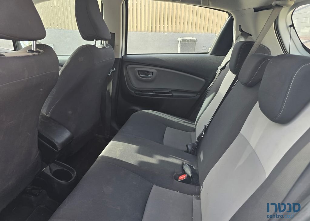 2019' Toyota Yaris טויוטה יאריס photo #2