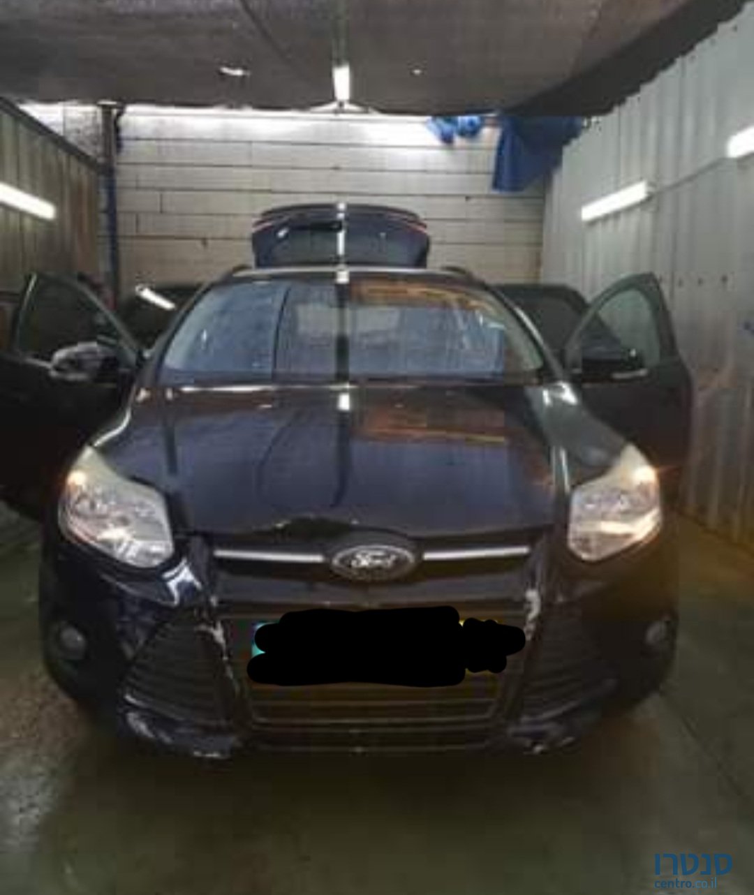 2013' Ford Focus photo #5