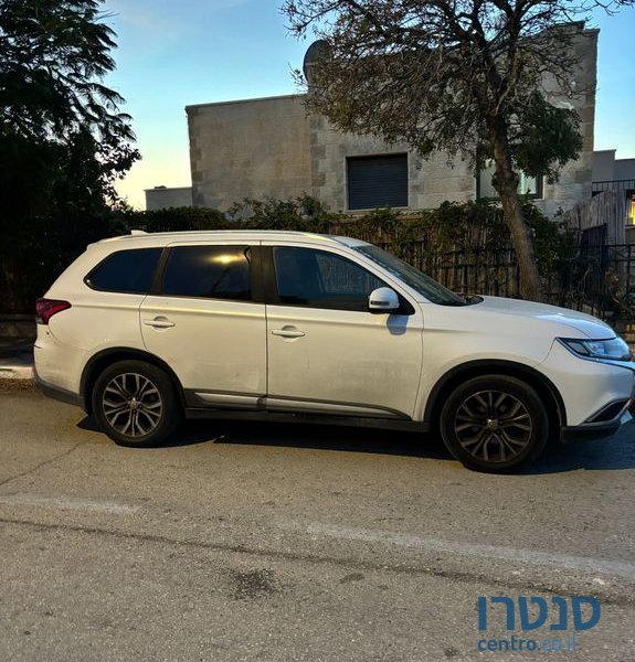 2018' Mitsubishi Outlander מיצובישי אאוטלנדר photo #2