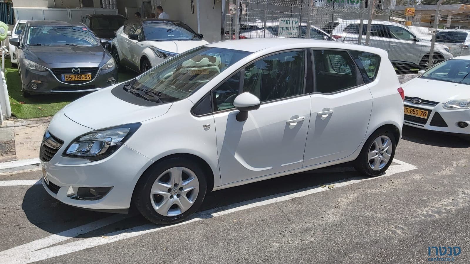 2014' Opel Meriva photo #1