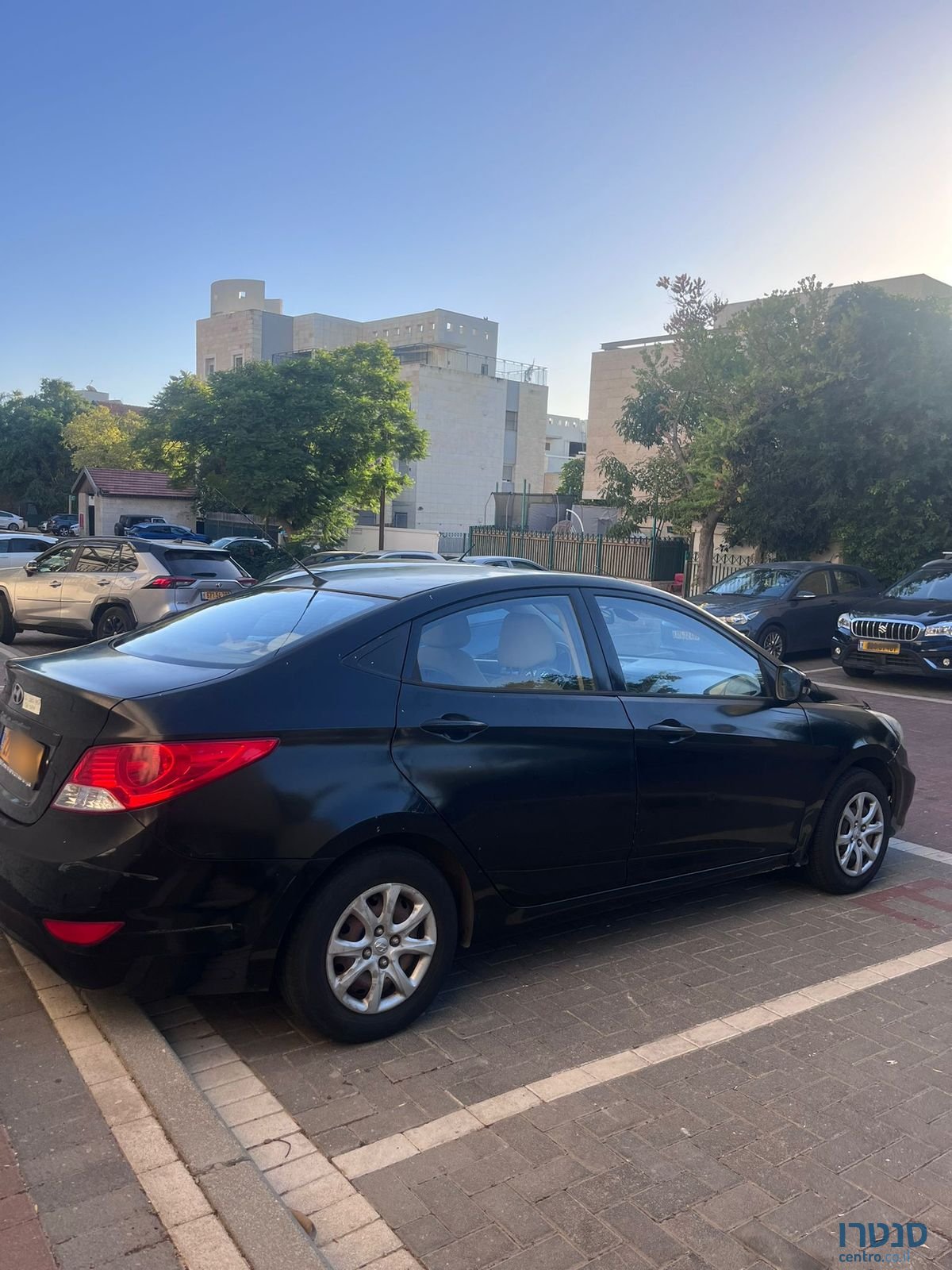 2013' Hyundai i25 יונדאי photo #3