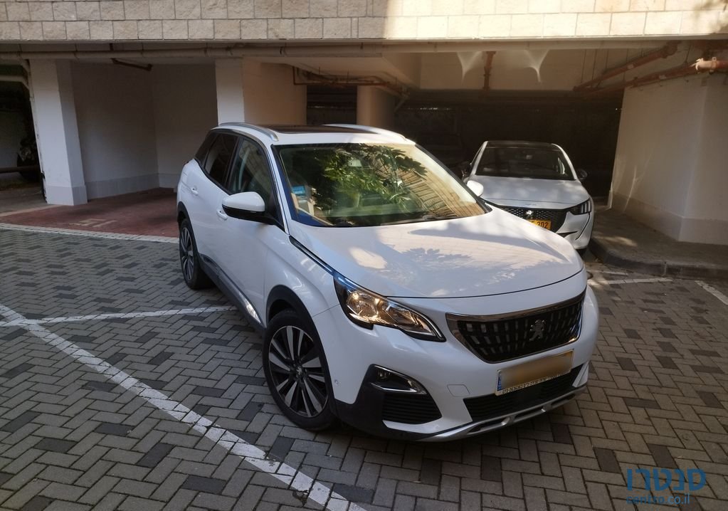 2017' Peugeot 3008 פיג'ו photo #2