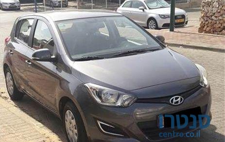 2014' Hyundai i20 יונדאי photo #2