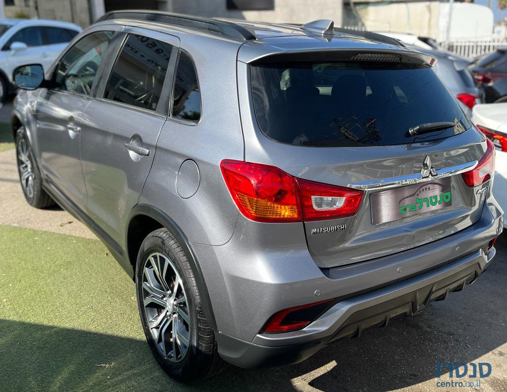2019' Mitsubishi ASX photo #4