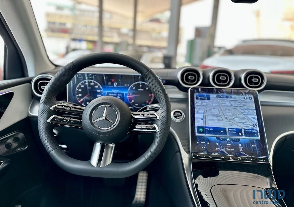 2023' Mercedes-Benz GLC מרצדס photo #2