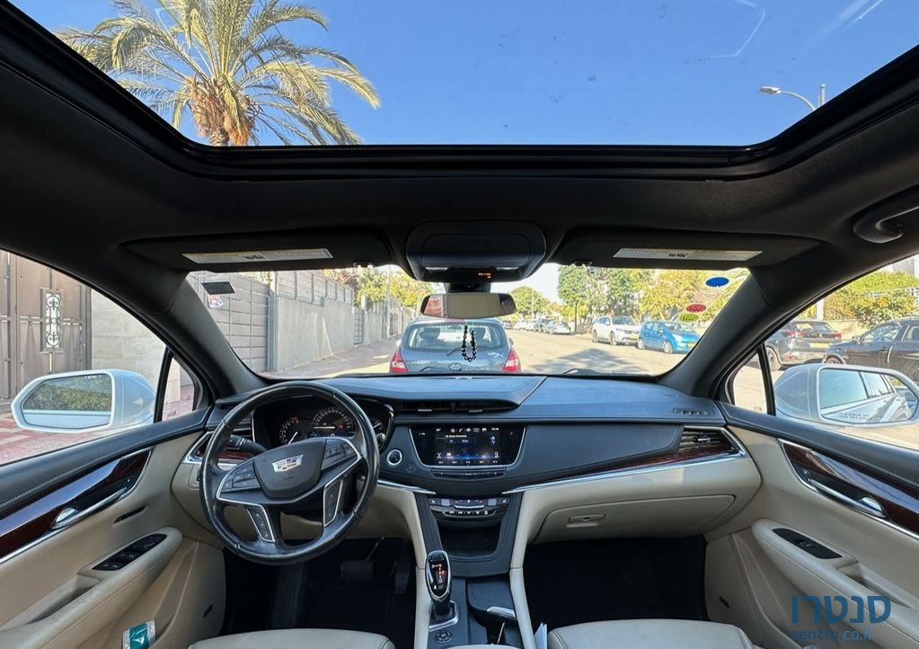 2018' Cadillac Xt5 קאדילק photo #6