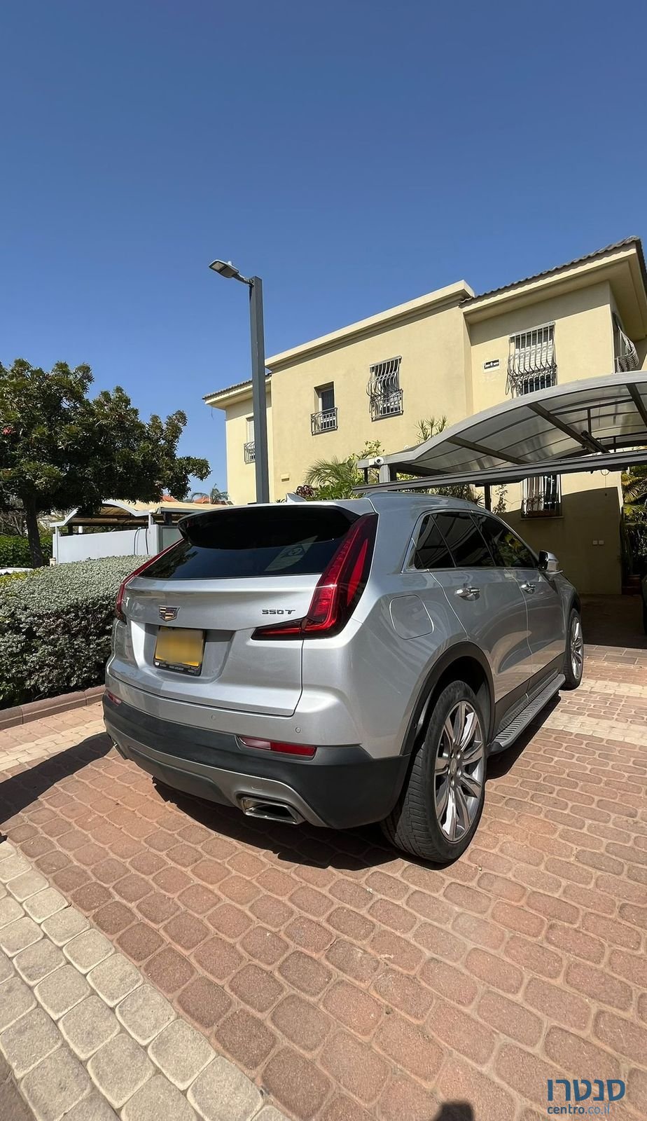 2022' Cadillac XT4 קאדילק photo #1