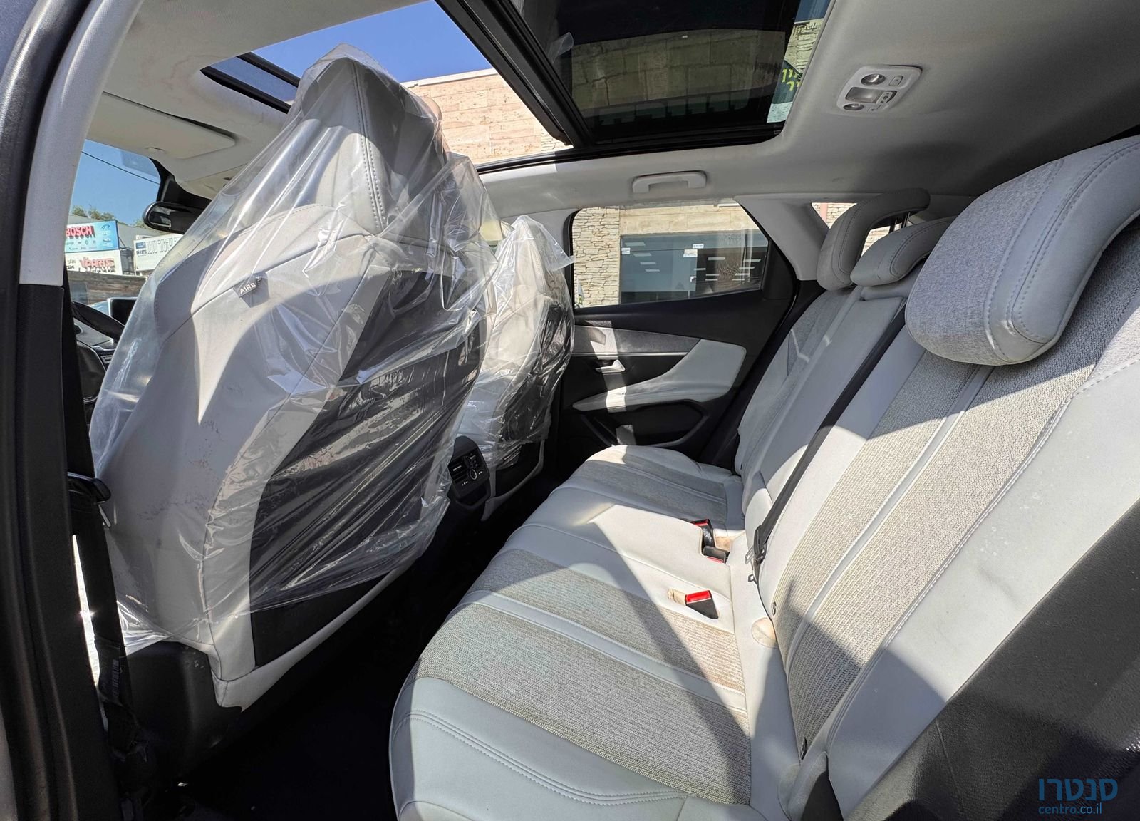 2018' Peugeot 3008 פיג'ו photo #6