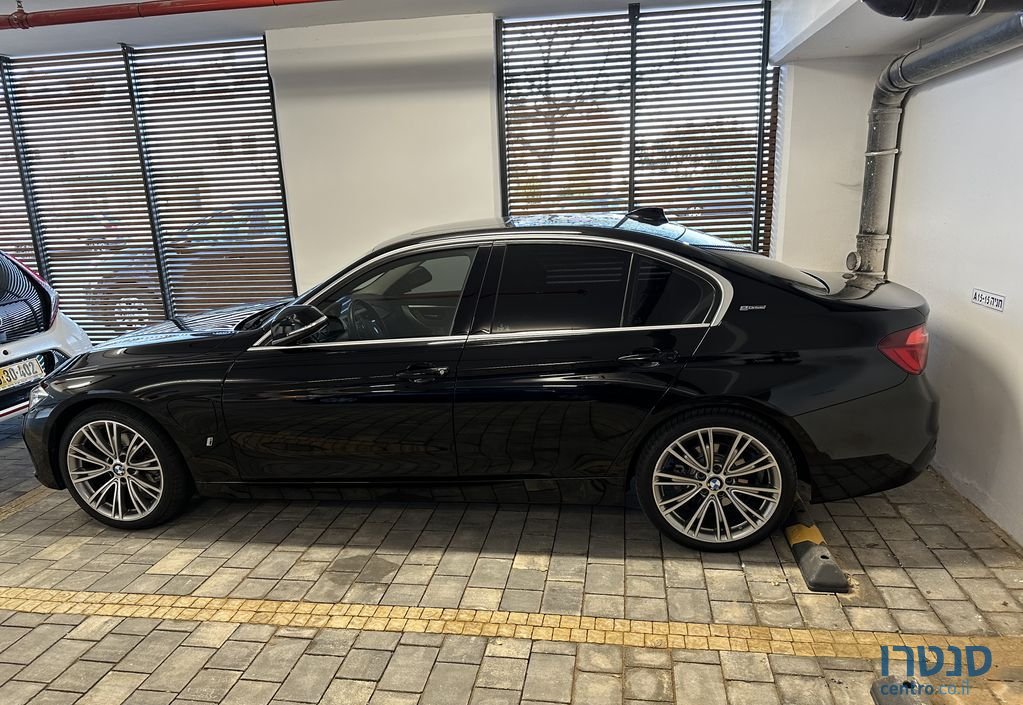 2018' BMW 3 Series ב.מ.וו סדרה 3 photo #2