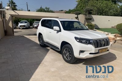 2018' Toyota Land Cruiser טויוטה לנד קרוזר photo #2