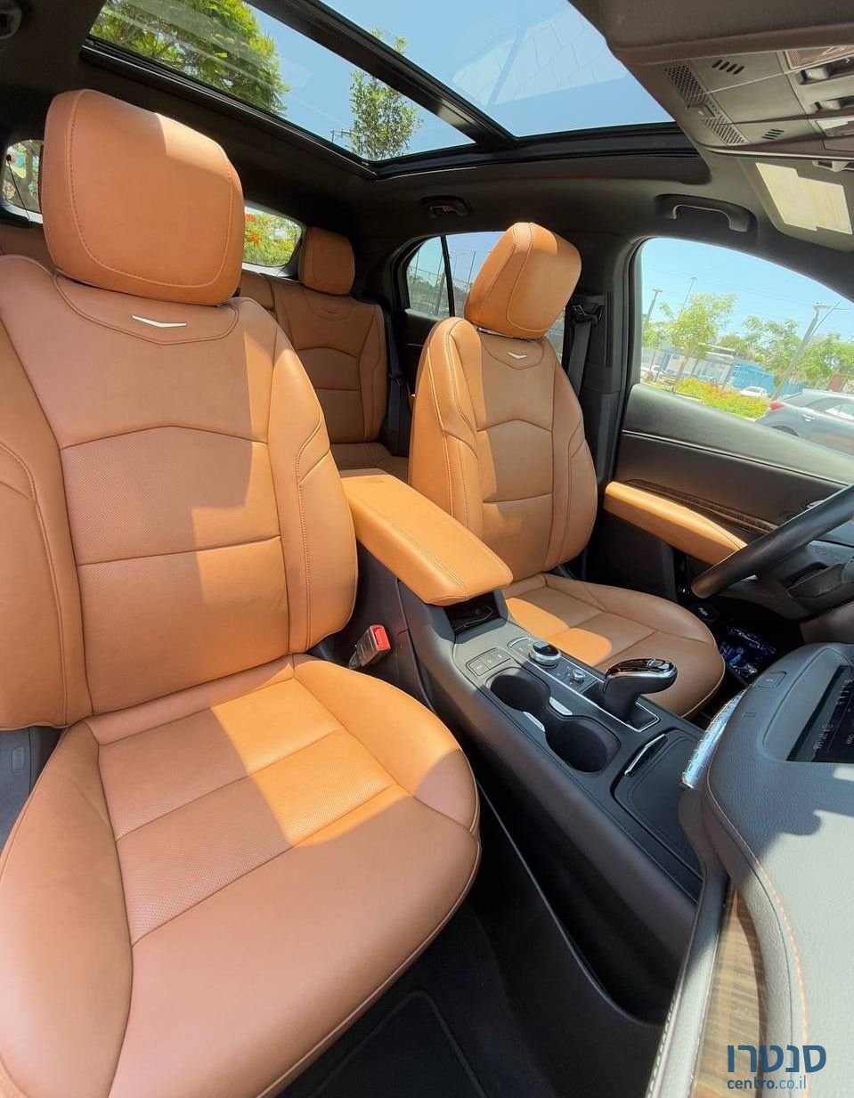 2022' Cadillac XT4 קאדילק photo #6