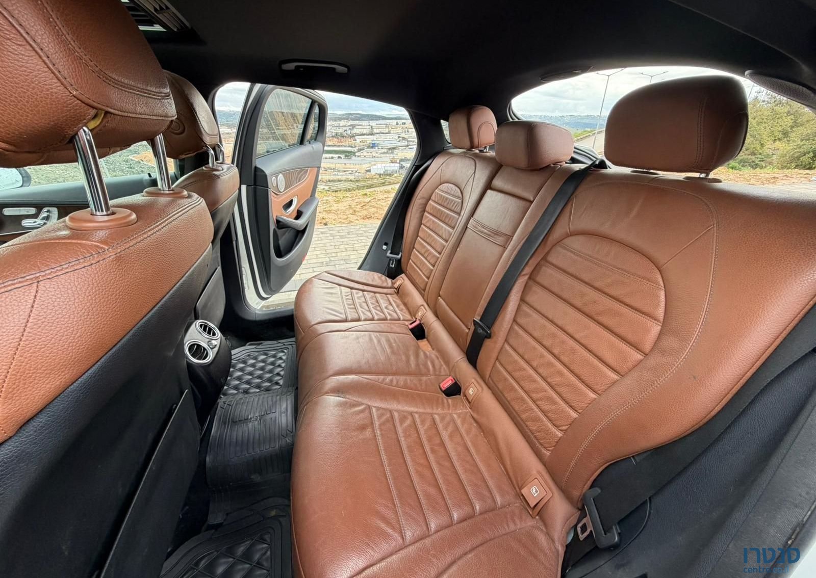 2017' Mercedes-Benz GLC מרצדס-בנץ photo #5