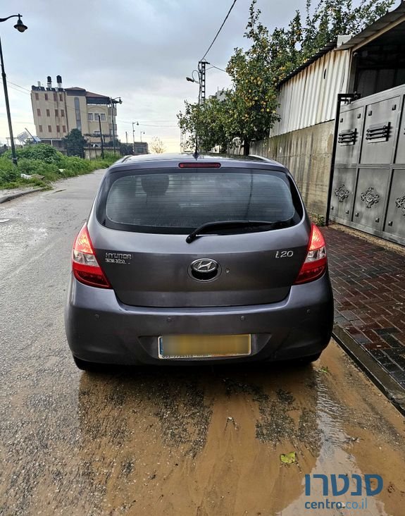 2011' Hyundai i20 יונדאי photo #2