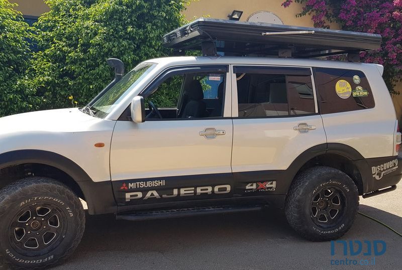 2002' Mitsubishi Pajero מיצובישי פג'רו photo #1