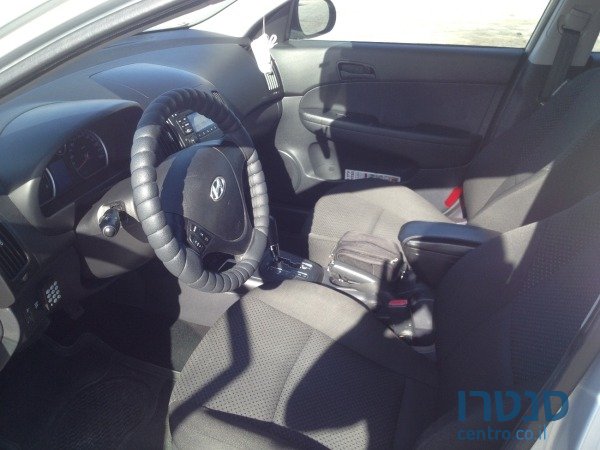 2010' Hyundai i30 photo #4