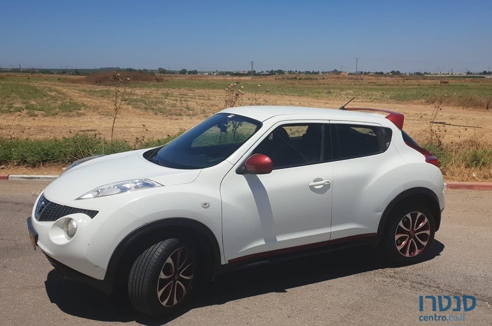 2013' Nissan Juke photo #1