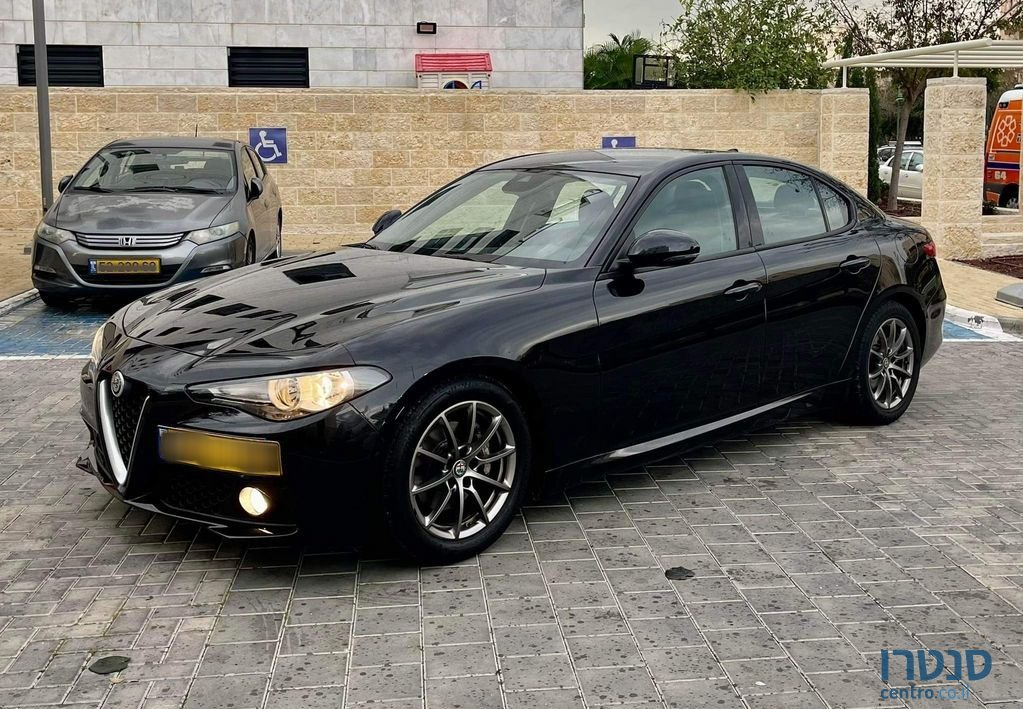 2018' Alfa Romeo Giulia אלפא רומיאו ג'וליה photo #4