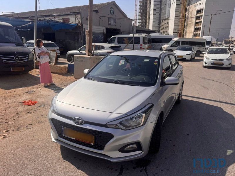 2020' Hyundai i20 יונדאי photo #5