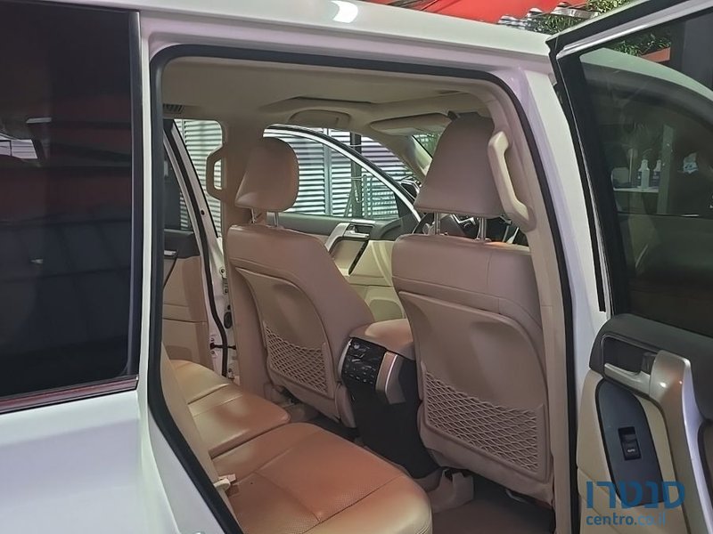 2021' Toyota Land Cruiser טויוטה לנד קרוזר photo #5