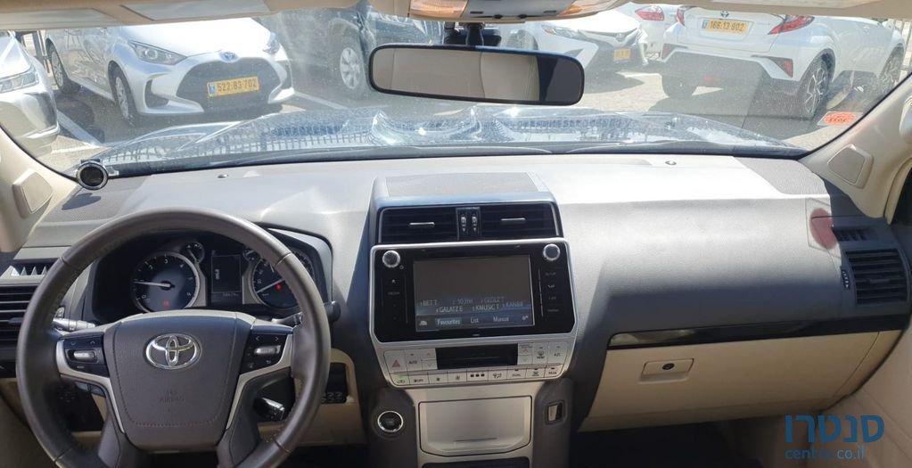2018' Toyota Land Cruiser טויוטה לנד קרוזר photo #4