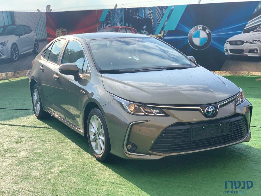 2020' Toyota Corolla photo #1