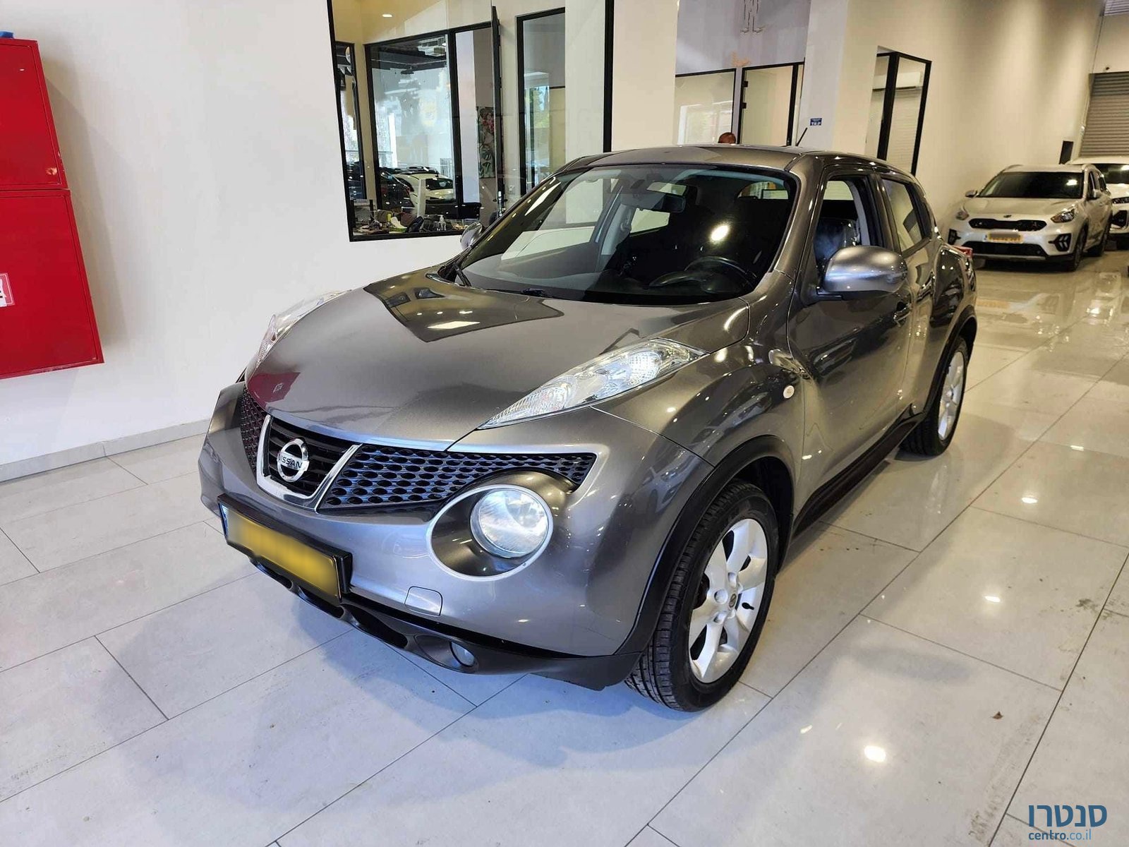 2013' Nissan Juke photo #1