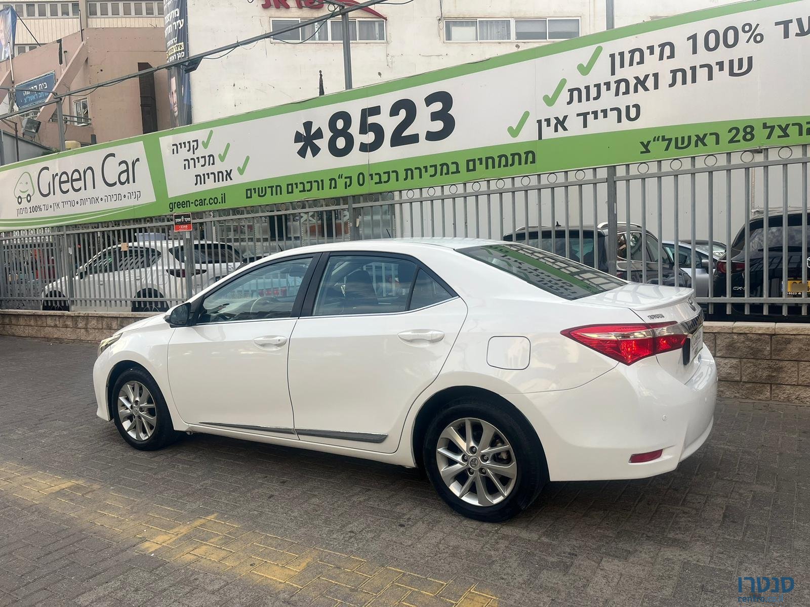 2014' Toyota Corolla photo #5