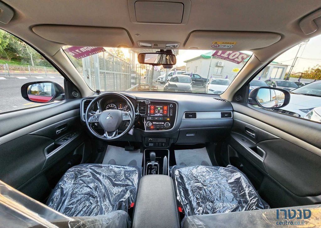 2017' Mitsubishi Outlander מיצובישי אאוטלנדר photo #5