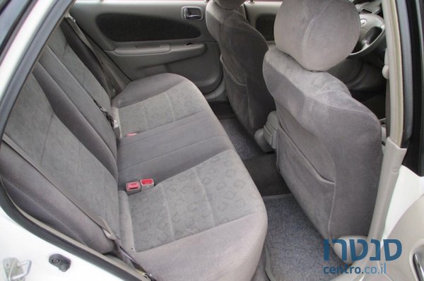 2002' Toyota Corolla photo #6